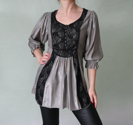 Stříbrošedá tunika s černou krajkou vel.38-40, 38 / m