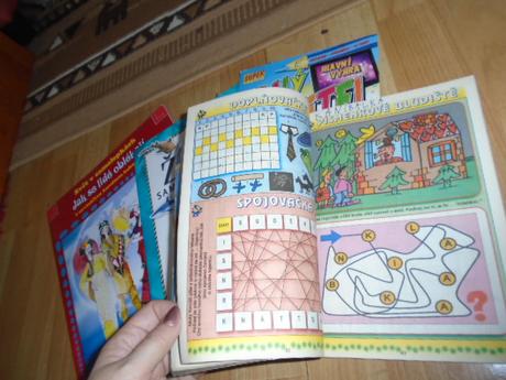 Křížovky dětské luštění žraloci samolepky 4ks, 