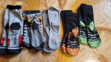 Tepláková souprava, tepláky a ponožky, 86–98