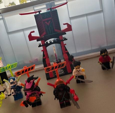 Lego ninjago 71708 hráčská burza,