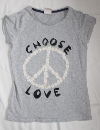 Po70. dívčí tričko s hippies znakem 8-9 let, 134