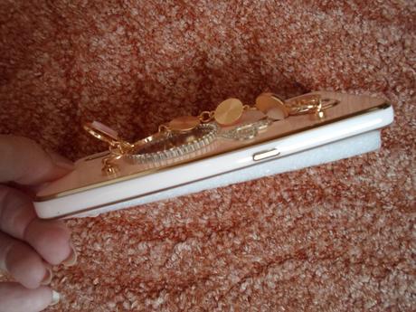 Růžový kryt na telefon moto e7,