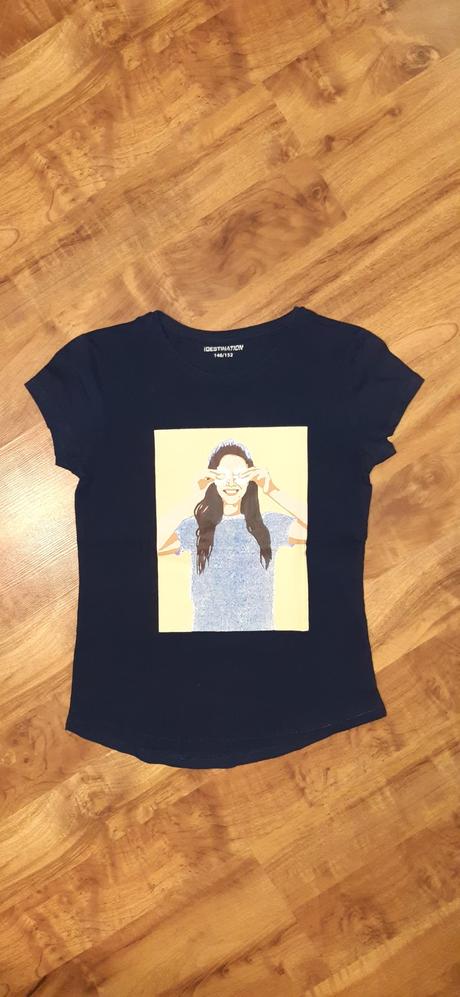 Dívčí triko kr.ruk.  146/152 dívka s kopretinami, 146