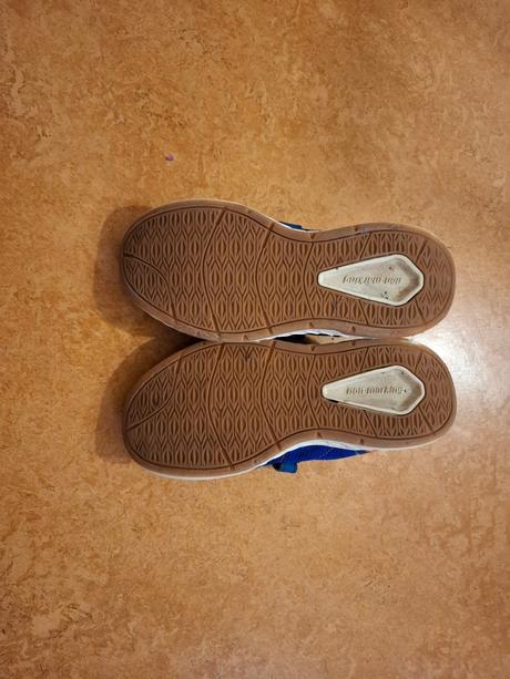 Sálovky vel. 33, 33