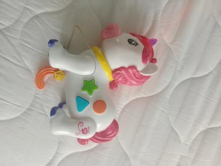 Jednorožec na tahani, 