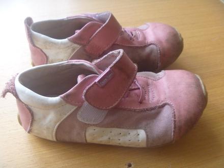 Růžovobílé barefoot tenisky vel. 27-28, 28