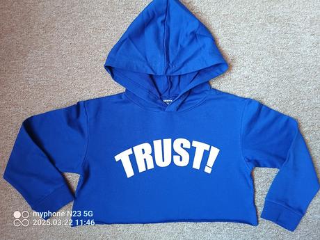 Crop-top mikina a šortky zn."lolanta" vel."140", 140