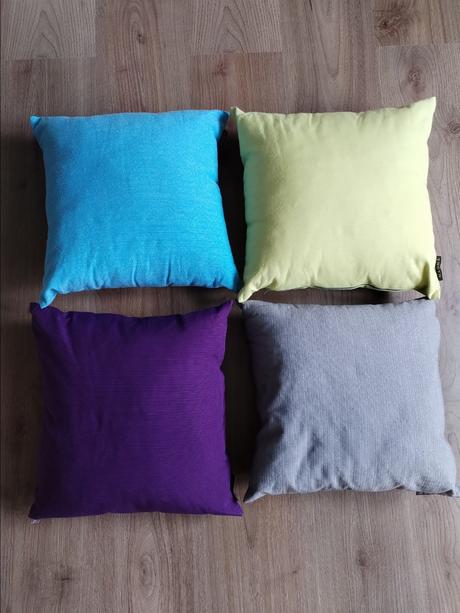 Designové polštáře 4 kusy,