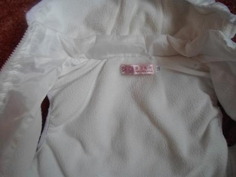 Bílá zateplená vesta vestička s kapucí hello kitty, 116