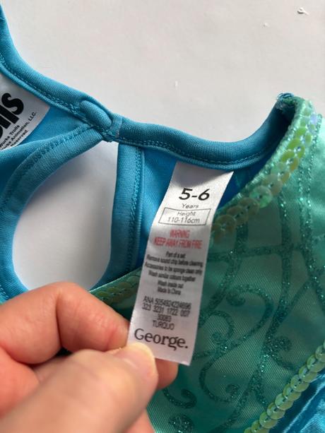 An21/ kostým šaty troll - v.5/6 let,