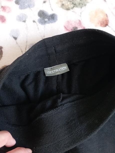 Černé tepláky, pepco,140