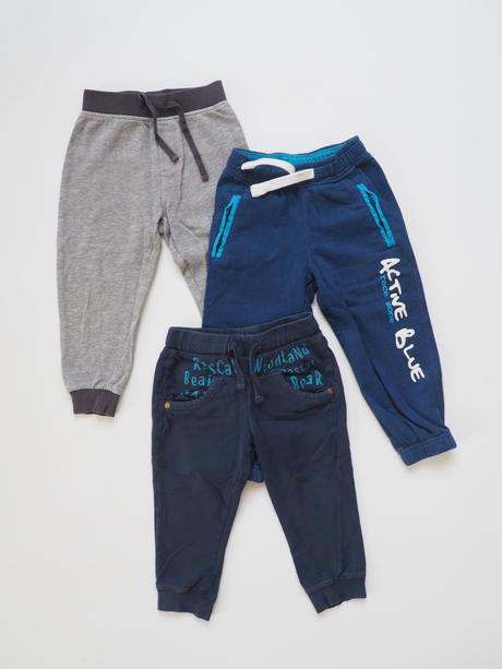 Tepláky 3 ks vel 92, 92