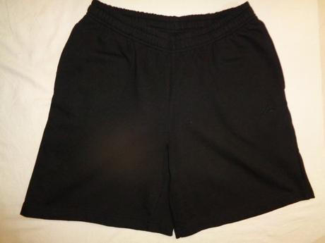 Černé teplákové kraťasy, active,38 / 40 / l / m