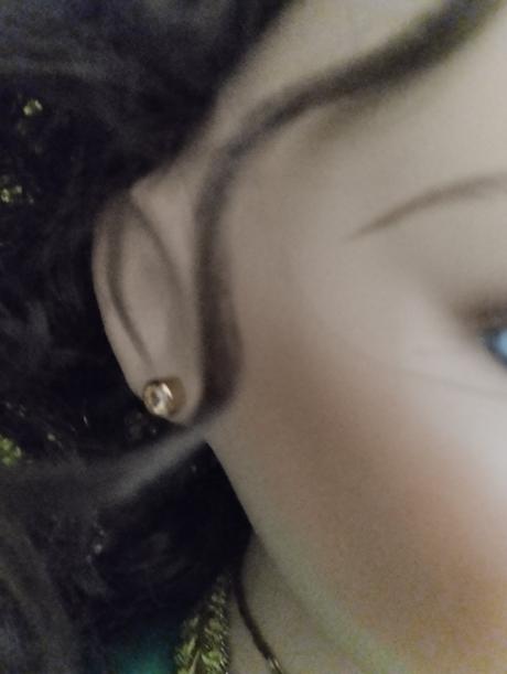 Mohutná porcelánová panenka, 