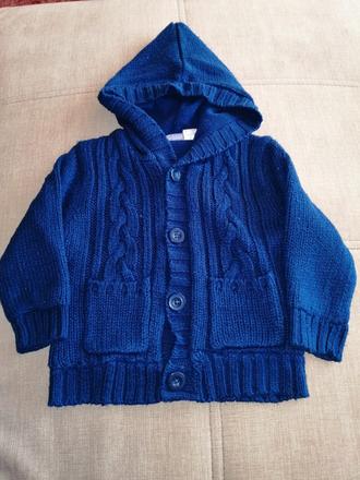 Teplý svetr s kapucí, lupilu,74