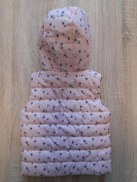 Oboustranná vesta jarní/podzimní vel. 86/92, c&a,86