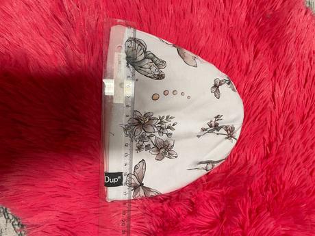 Dívčí čepice, 56