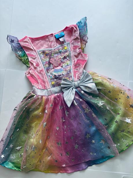 An10/ kostym peppa pig - v.2/3 roky,