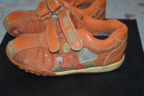 Oranžové holčičí boty, zdobené kamínky, 28