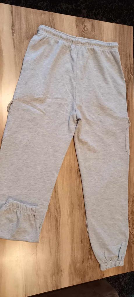 Tepláky šedé berschka, bershka,s