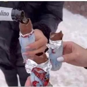 Proč jsou čokoládové figurky duté 😅