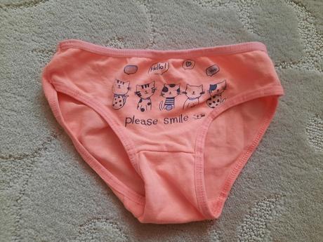 Kalhotky s kočičkami, 98