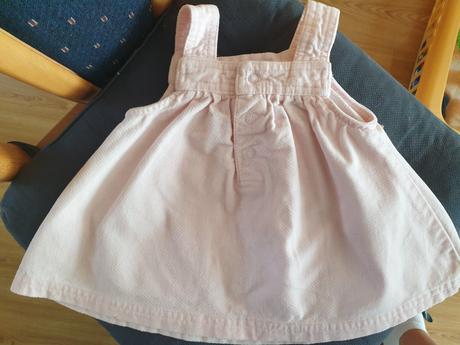 Kouzelné šaty pro miminko, disney,62