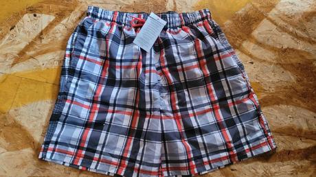 Tričko, tílko a kraťasy, l