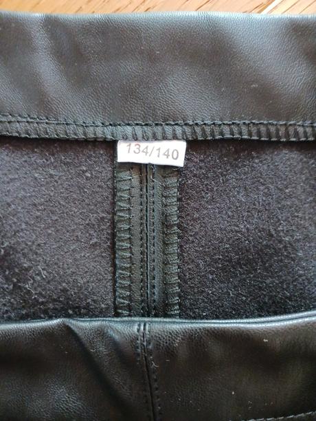 Šatičky č.134/140, 134