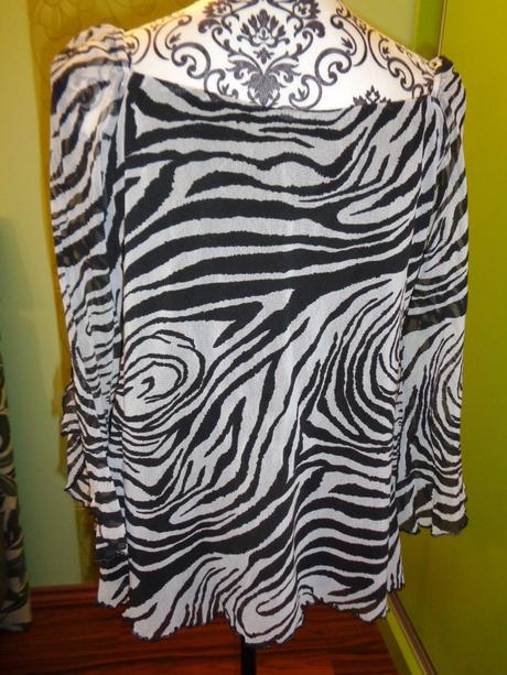 Luxusní zebrovaný top, clockhouse,50