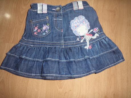 2x oblečená hezká sukýnka   č.32, next,92
