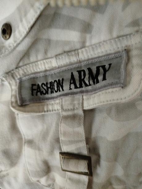 Bunda zn. rr vel.40, 40