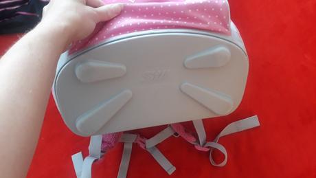 Aktovka still s jednorožcem, 