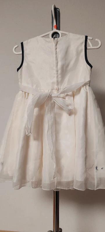 Společenské šaty,