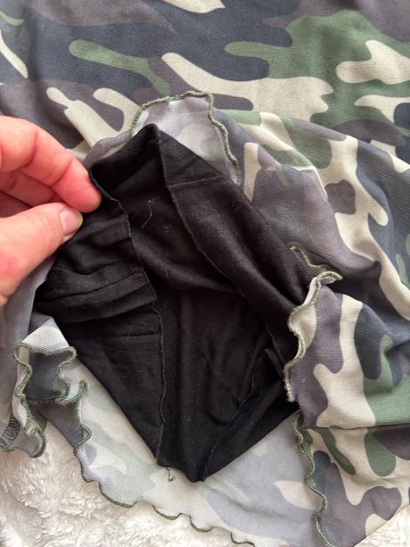 Šaty maskačové barvy - v.10-11 let, primark,146