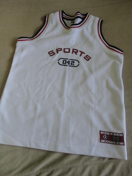 V top stavu sportovní tílko ca, vel. 146/152, c&a,152