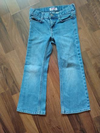 Riflicky se širokými nohavicemi, 110