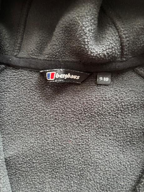 K3/ mikina silná - v.9/10 let, 140