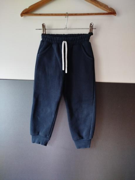 Tepláky zn. eslemix vel.104, 104