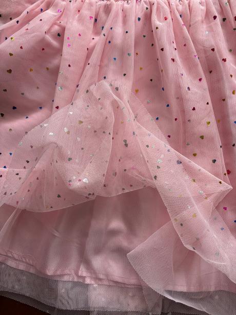 Ob/ šaty l.o.l - v.6/7 let, 122