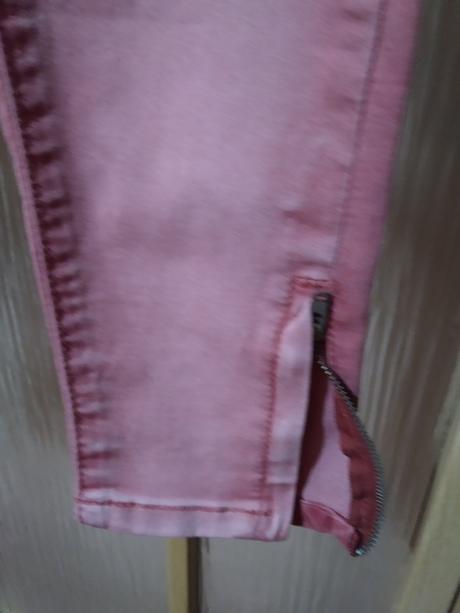 Kalhoty elastické, 28