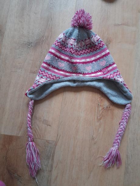 12 x čepice vel 52-54, 52