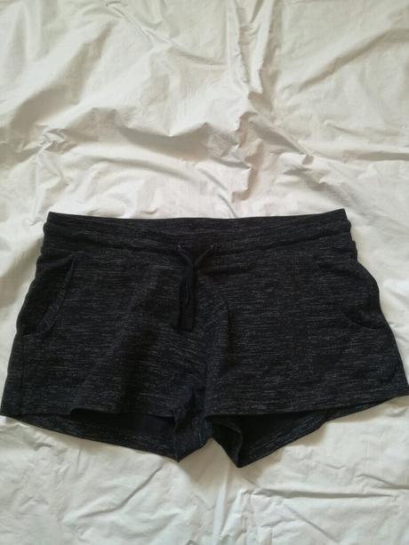 Kraťasy, h&m,146