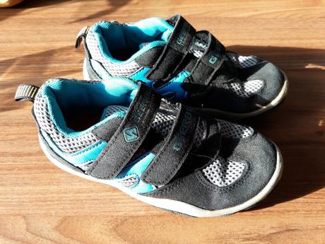 Tenisky se síťkou, 29