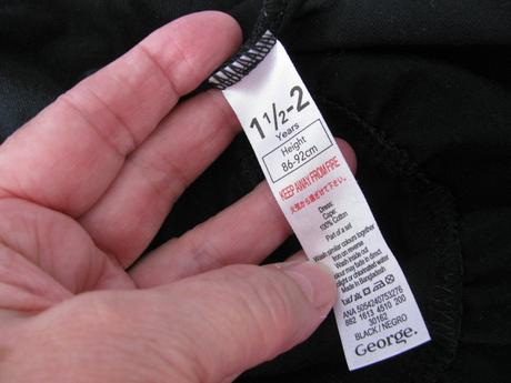 Karnevalový kostým-šaty s pláštěm čarodějka, 