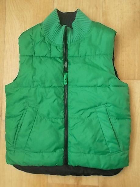 Zateplená oboustranná vesta, h&m,110