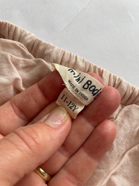 Ob/ sukně s flitri - v.11/12 let, mini boden,152