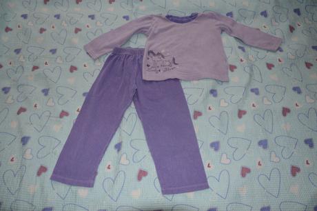 98 104 teplé froté pyžamko pyžamo s koníky, lupilu,98