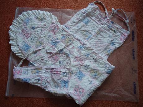 Dětská postýlka s příslušenstvím, 70,140