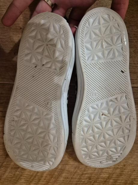 Dětské nazouvací plátěnky md vel. 33 (21,5 cm), 33